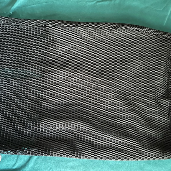 H$M Mesh black skirt Us 10,Can 10, Euro 40 - Picture 2 of 3